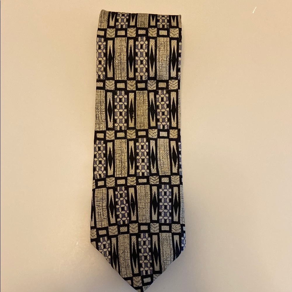 Daniel Craig Geometric Patterned Black and Gray Tie